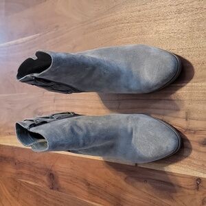 Franco Fortini Carly Suede Ankle Boots - Women's size 9